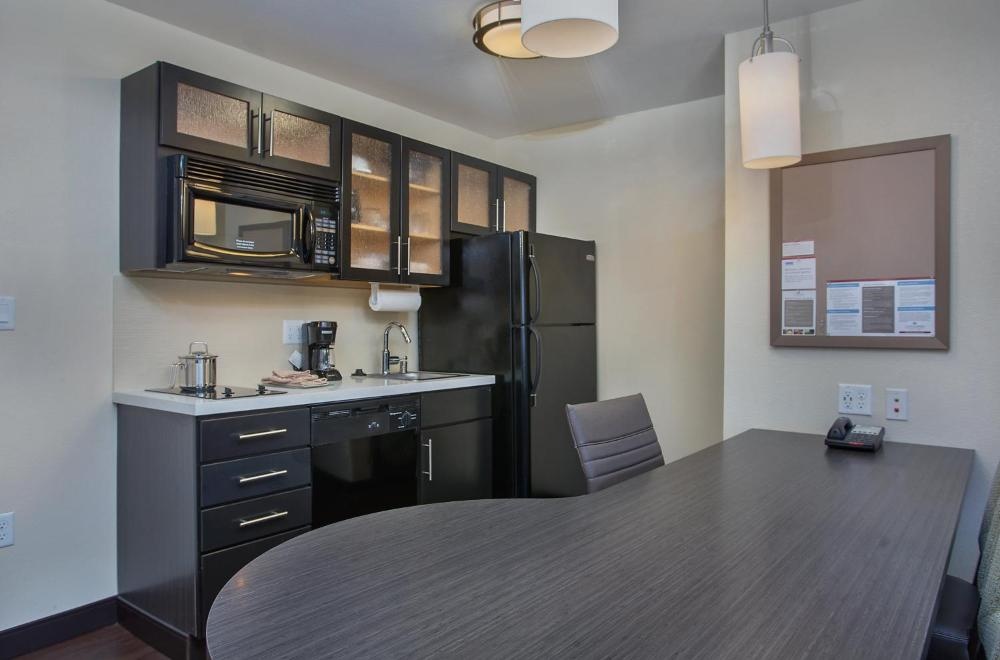 Candlewood Suites Bowling Green by IHG